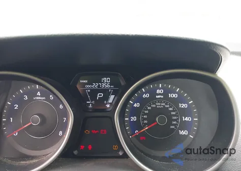 2013 Hyundai Elantra Gls z USA, uszkodzony, nr VIN 5NPDH4AE6DH249391